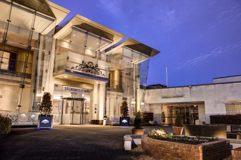 stormont hotel 0811 (2)