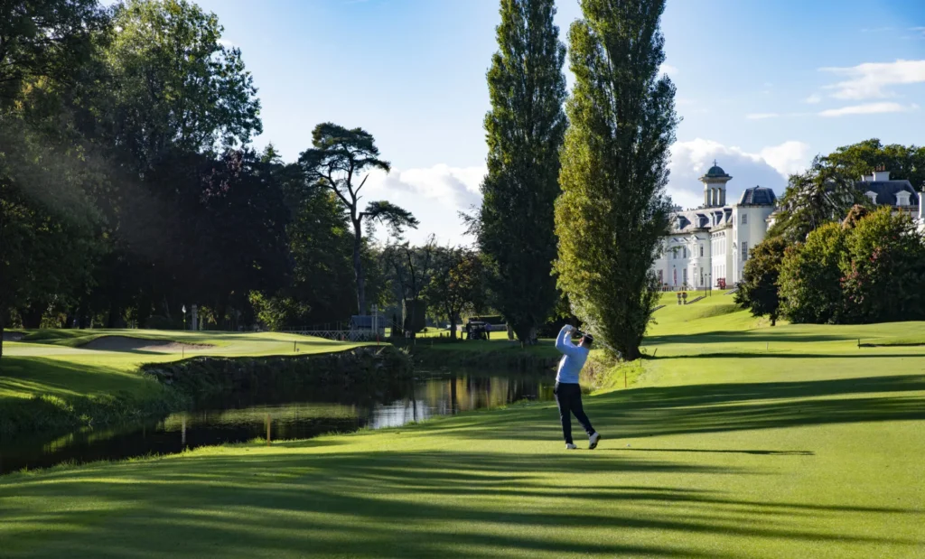 golfers at k club kildare golf resort 8 280922ch411