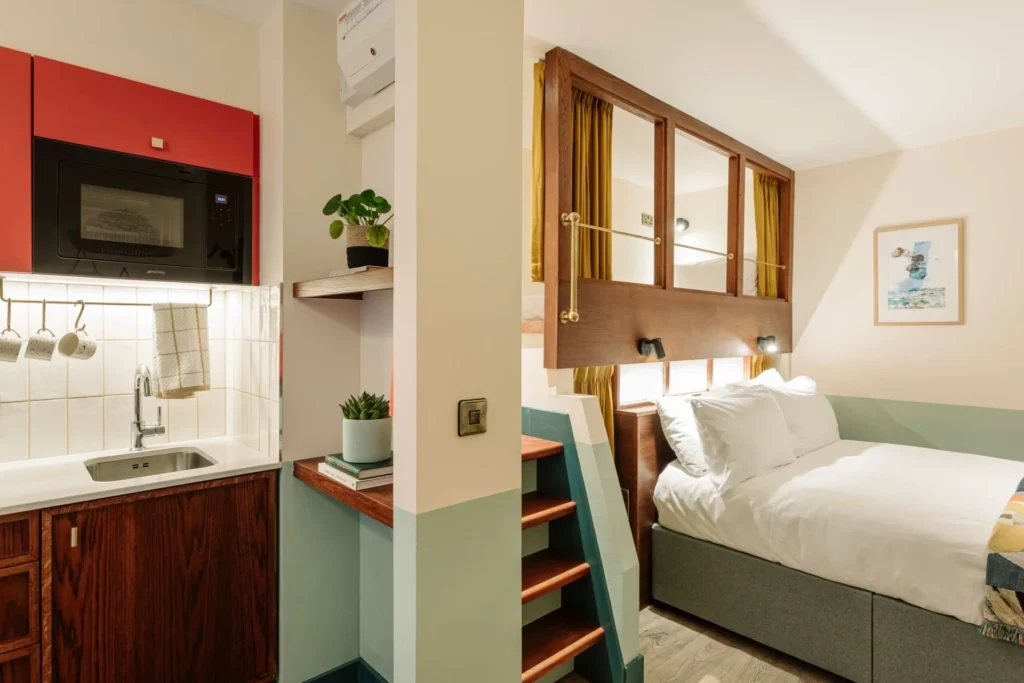 room2belfastlr 140 scaled